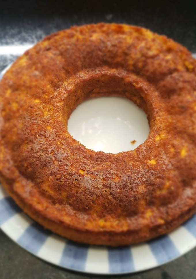 Una foto de Torta de 🍊🥕y semilla de amapola...
