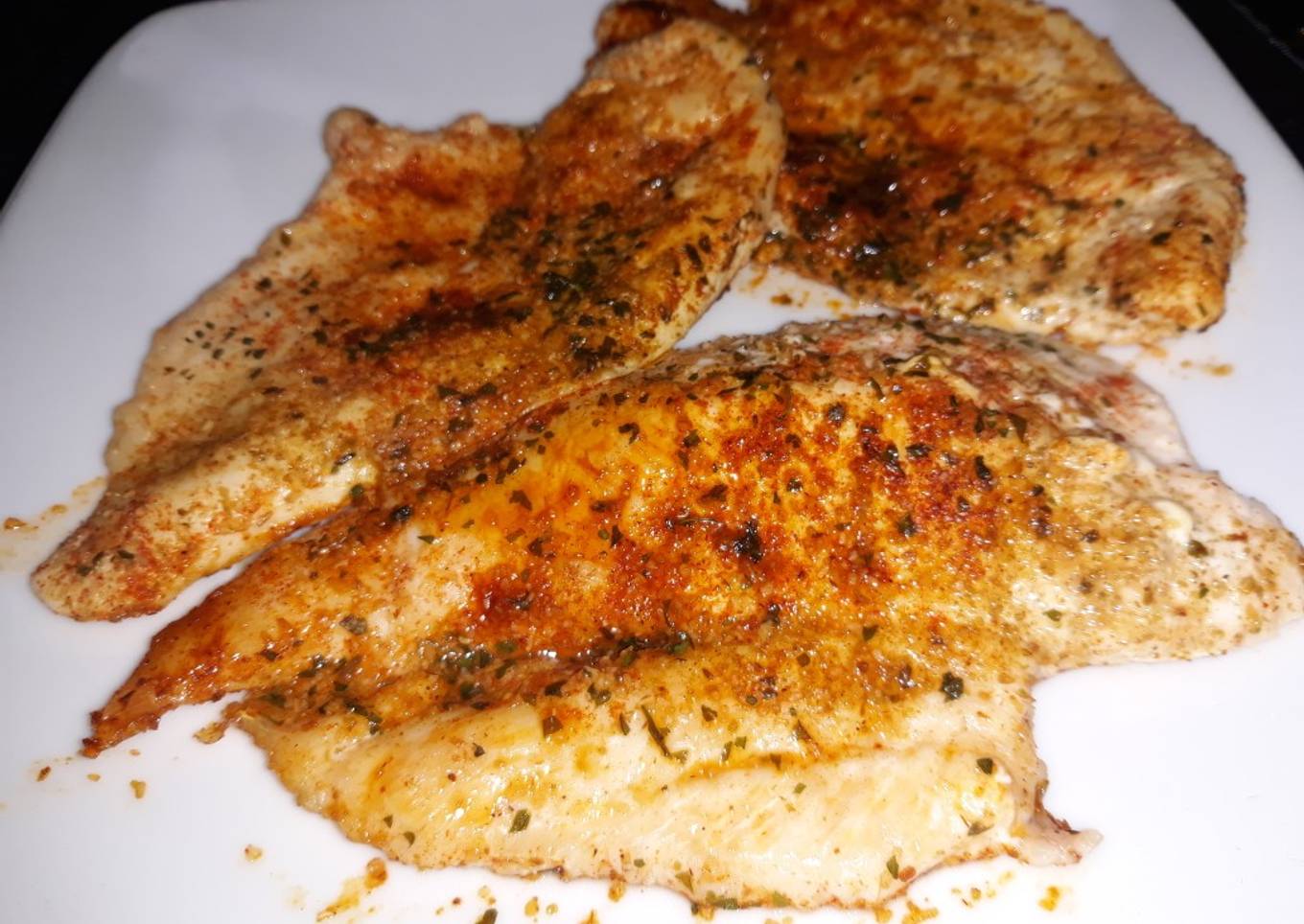 Pechuga de pollo a las muchas especias