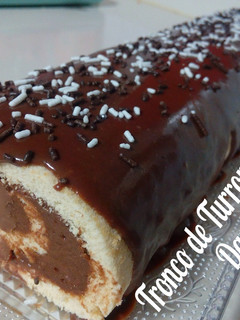 Foto principal de Tronco de turrón y chocolate