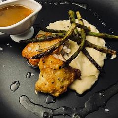 A picture of Chicken and Mash.