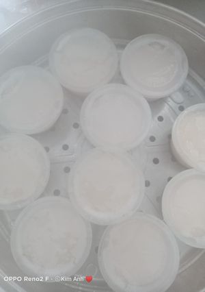 Hình của món Bánh flan các vị và truyền thống.