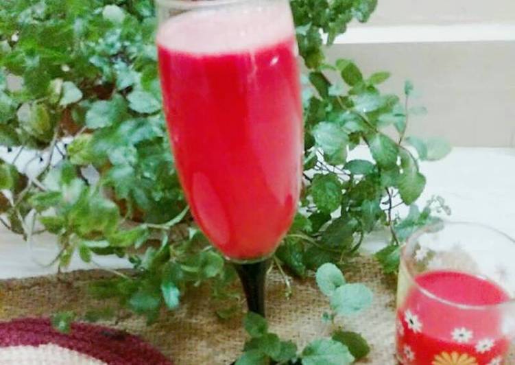 Steps to Make Homemade Watermelon and Coconut Mocktail