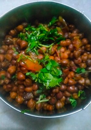 चने की चाट (chane ki chaat recipe in hindi) रेसिपी मुख्य फोटो