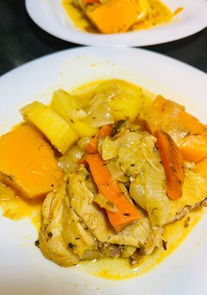 Una foto de Pollo a la cacerola