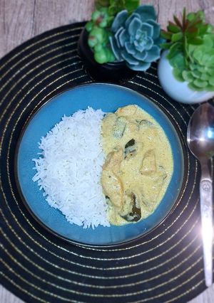 Une photo de Poulet curry coco 🥥🌿