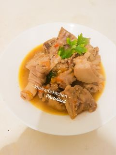 Chicken pepper soup (farfesu kaza) ainihin hoton girkin