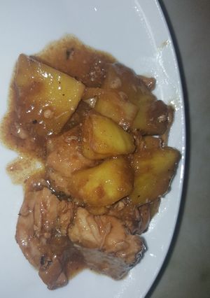 Una foto de Pollo con piña