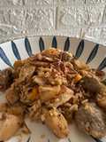 Nasi Goreng Daun Jeruk Topping Baso dan Ayam