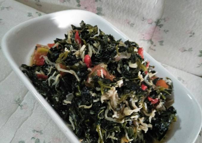 Cara Gampang Menyiapkan Tumis Daun Pepaya jepang + Teri nasi yang Enak Banget