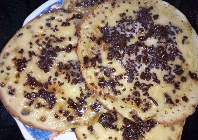 Martabak Manis (pake wajan)