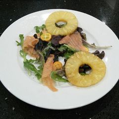 A picture of Smoked Salmon and Pineapple Salad.