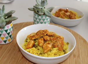 Une photo de Poulet tandoori et son riz à l’indienne