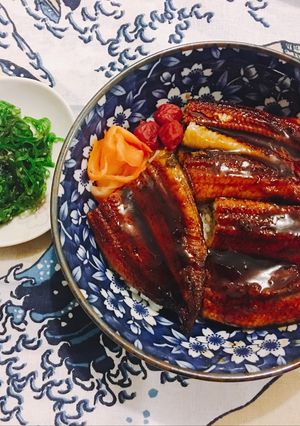 Hình của món Unagi Don (Cơm Lươn).