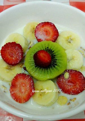 Foto resep Banana oat 🍌🍓