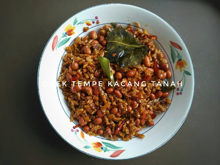 Resep: Orek tempe kacang tanah Enak