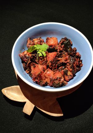 A picture of Lauki red amaranth dry sabzi.