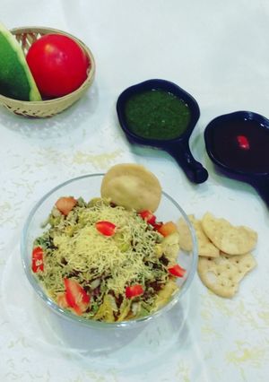 A picture of Bhel puri.