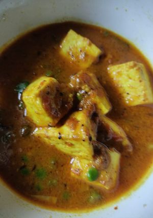 নিরামিষ মটর পনির(niramish matar paneer recipe in Bengali) রেসিপির প্রধান ছবি