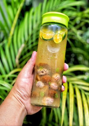 Hình của món Xí muội - tắc - sấu biến tấu mùa Hè.