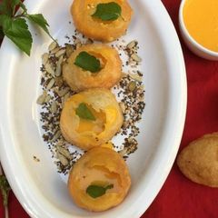 A picture of Aamras Puchka.