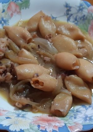 Una foto de Chipirones encebollados