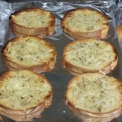 A picture of Homemade Cheesy Texas Toast.