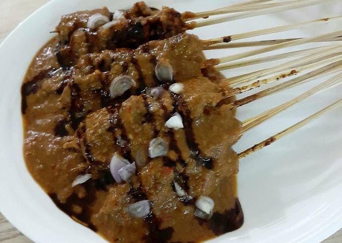 Sate Ayam Bumbu Kacang