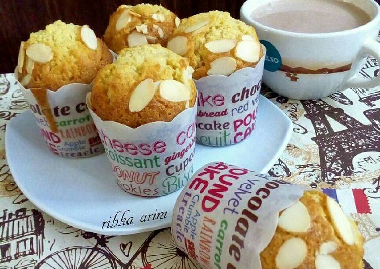 Resep Muffin vanila simpel : Lembut, praktis, No Mixer, Enak