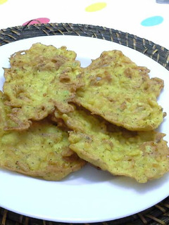 Una foto de Tortitas de camarones