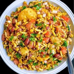 A picture of Murmura Bhel.