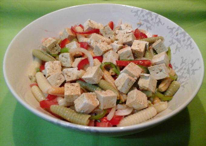 Pasta con tofu, vegetales, atún y salsa de soja Receta de Disfruta  cocinando con Fernando - Cookpad