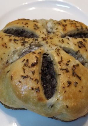 Una foto de Pastel de morcilla de Burgos y gorgonzola