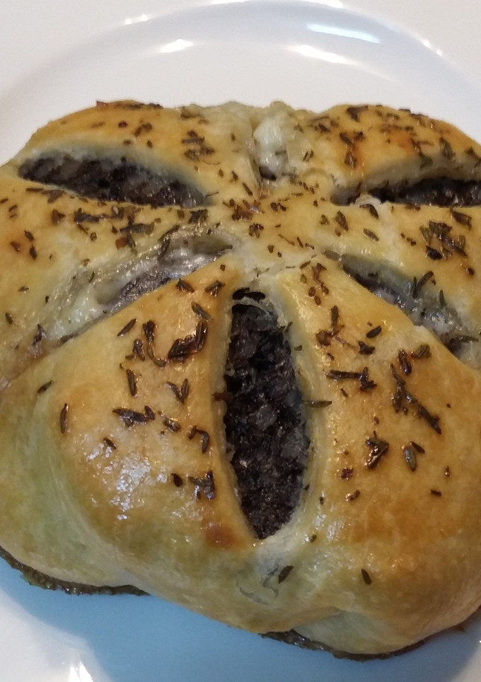 Una foto de Pastel de morcilla de Burgos y gorgonzola