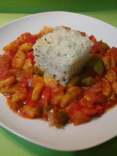 Una foto de Arroz thai con verduras