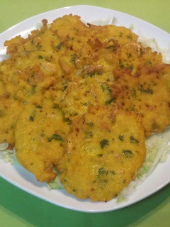 Una foto de Tortillitas de camarones