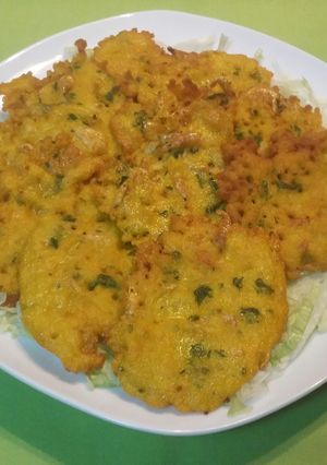 A picture of Tortillitas de Camarones.