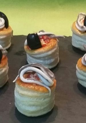 Una foto de Mini volovanes rellenos