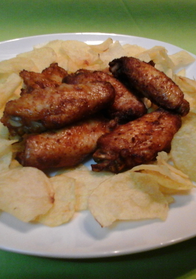 Una foto de Alitas de pollo adobadas