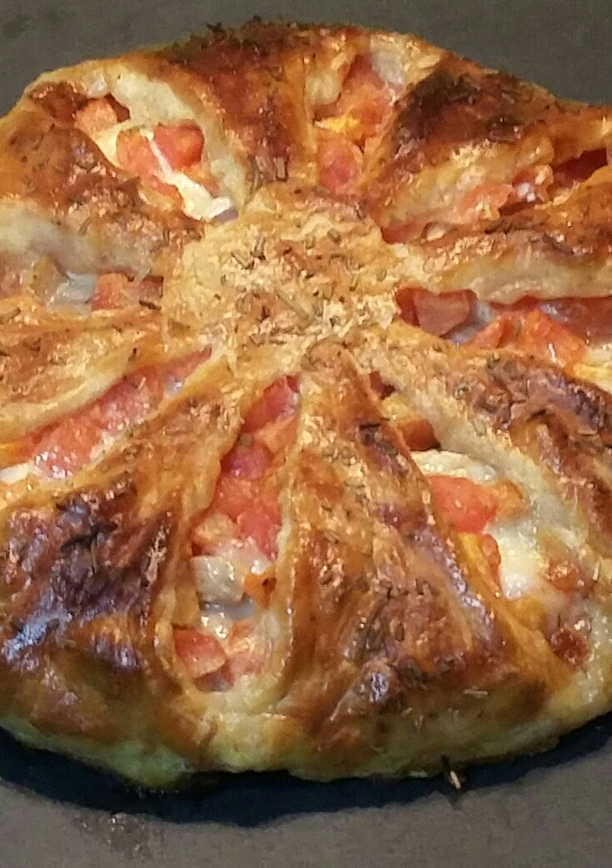 Una foto de Flor de hojaldre rellena