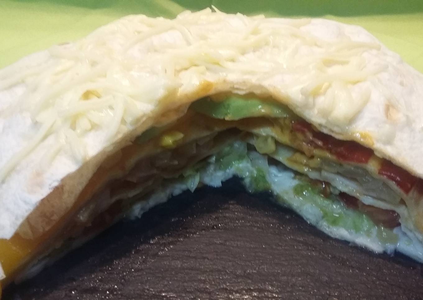 Enchilada mexicana pa' ti y pa'  tu hermana