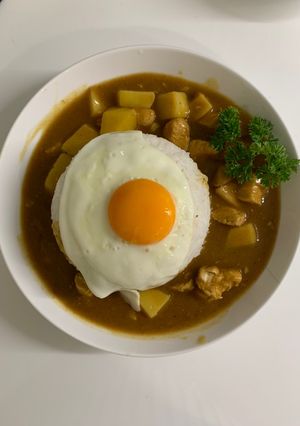 Hình của món Cơm Cà Ri Nhật.