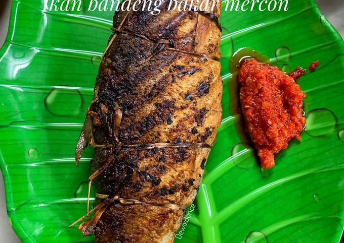 Ikan bandeng bakar mercon