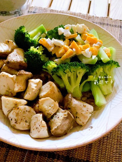 烤杏鮑菇+鹹蛋花椰菜 的食譜成品照片