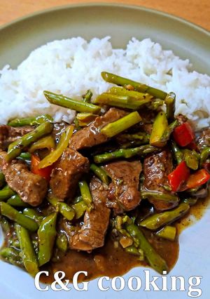 Φωτογραφία της συνταγής Μοσχάρι stir-fry με σπαράγγια C&G