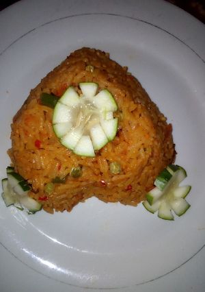 A picture of Jollof rice.