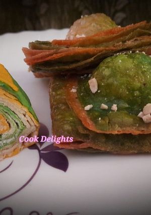 A picture of Tri color puff khaja.