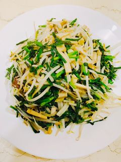 炒韭菜豆芽菜杏鮑菇 的食譜成品照片