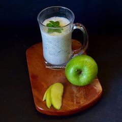 A picture of Green Apple Lassi.