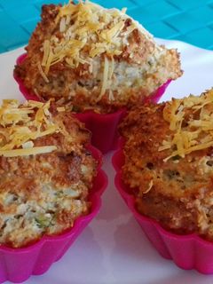 Újhagymás-parmezános puffancs recept fotója