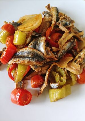 A picture of Anchovy with Vegetables in Oven.